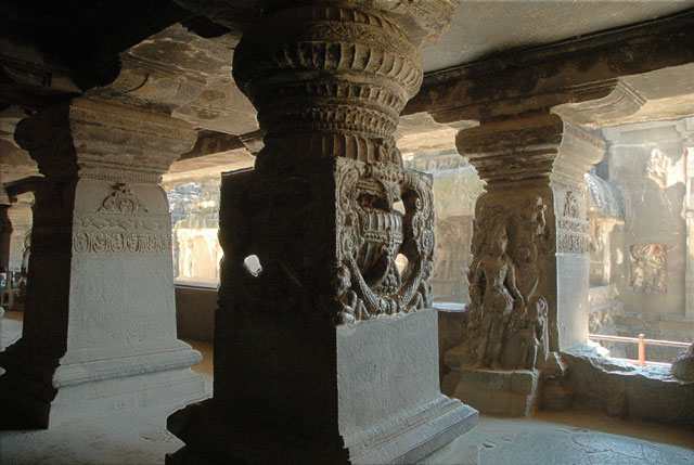 ellora caves, Kailash Biggest monolith in the world. Pillars with intricate ornaments
