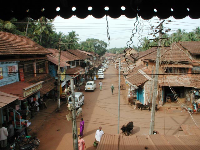Car street, named after the huge charriot which is stored and once a year pulled along this main street of Gokarna. View from the post office balcony