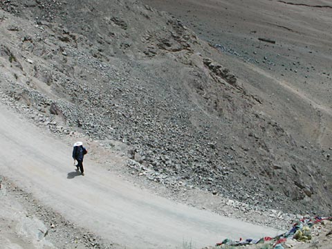 Highest motorable road in the world. The village of Himank altitude 5.602 meters  18.380 feet