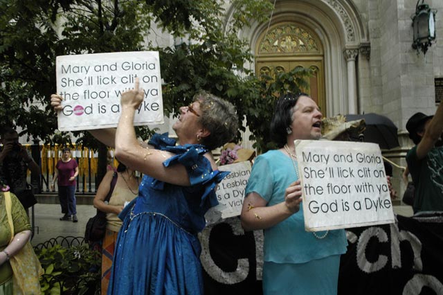Church Ladies for Choice. NYC dyke march. Mary and Gloria She´ll lick clit on the floor with ya God is a dyke