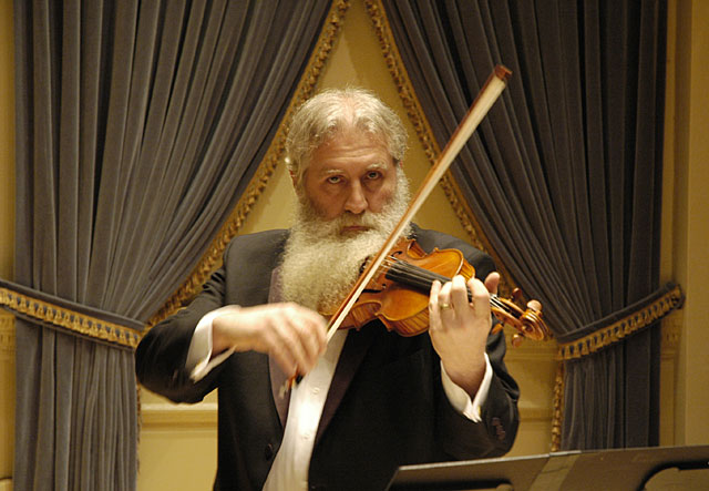 violinist white beard